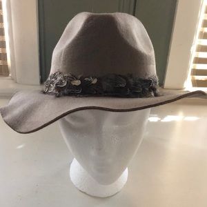 Feather Detail Fedora Hat